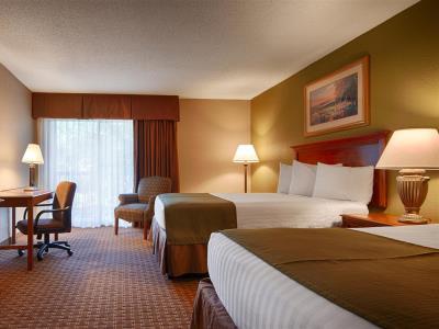 Surestay By Western North Downtown Hotel